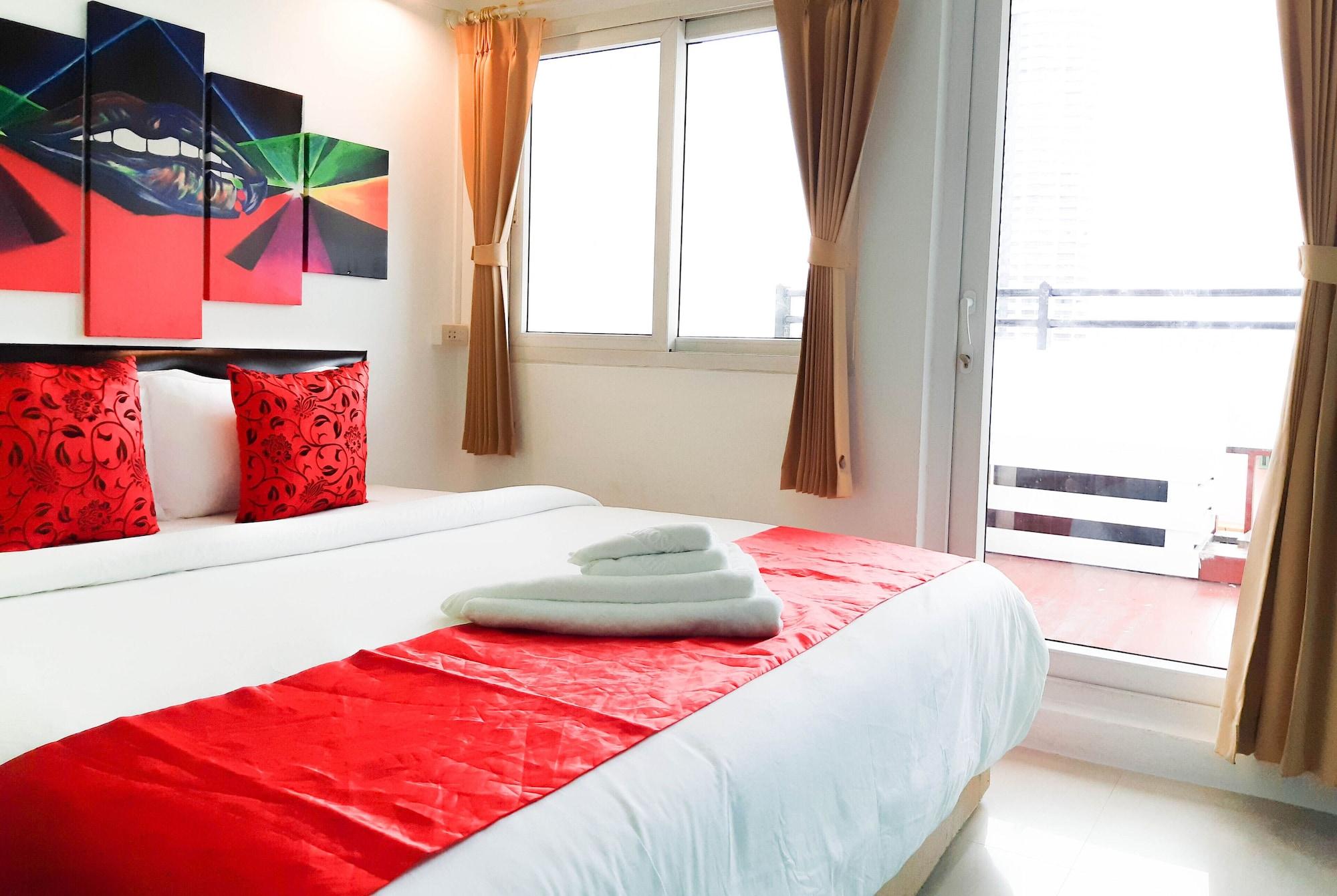 Happio Near Chabad House Hotel Bangkok Ngoại thất bức ảnh